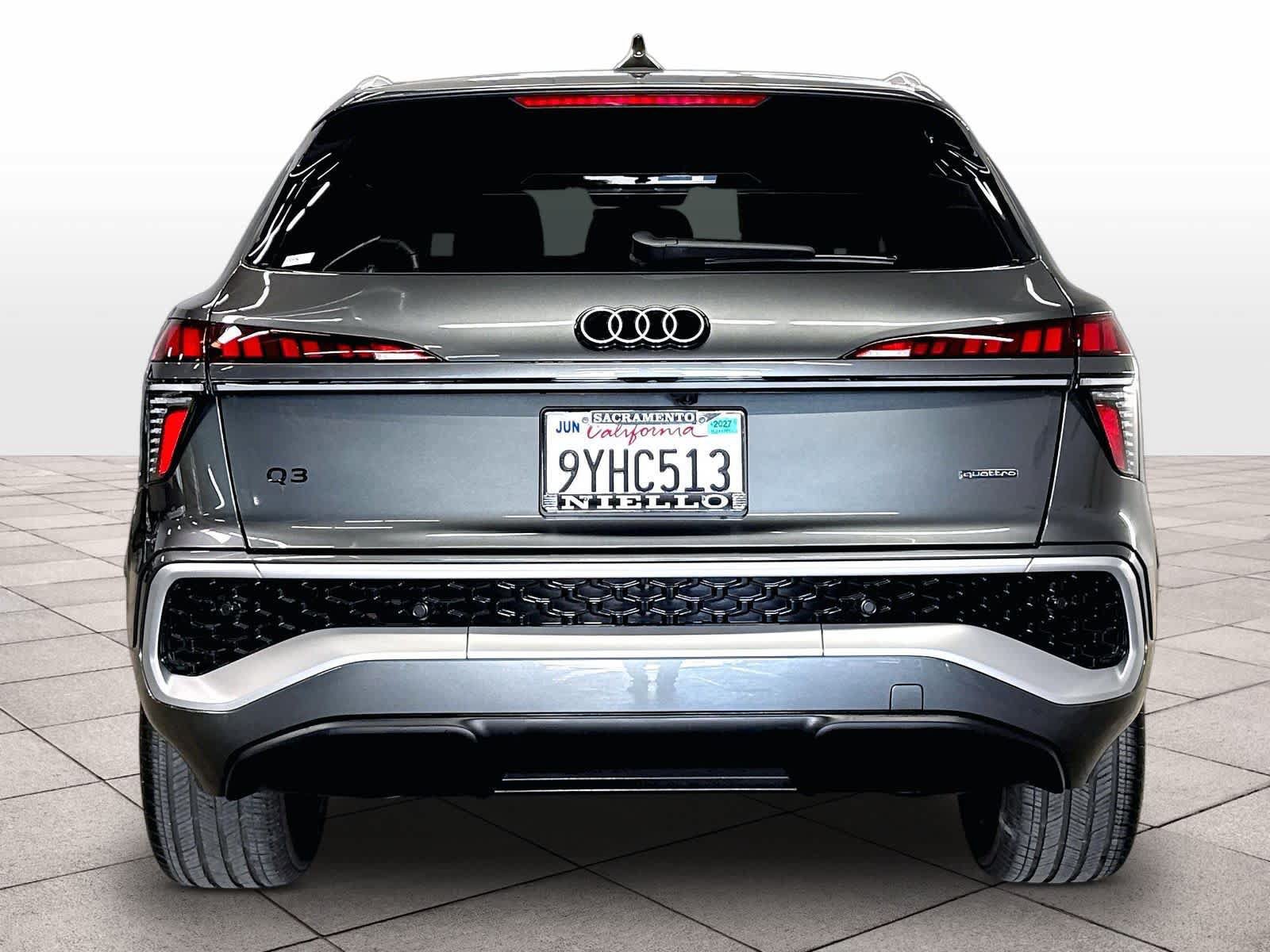 Used 2026 Audi Q3 quattro 2.0T w/ Driver Assistance Package AWD/4WD image 8