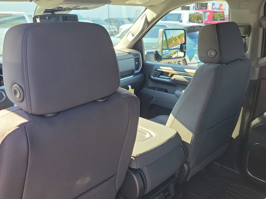 New 2026 GMC Sierra 2500 SLE w/ SLE Value Package; image 15