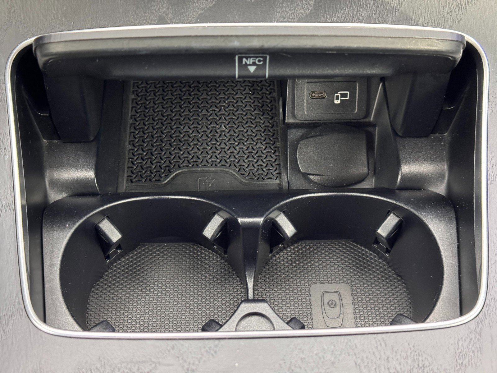 Used 2021 Mercedes-Benz E 350 Sedan w/ Premium Package image 33