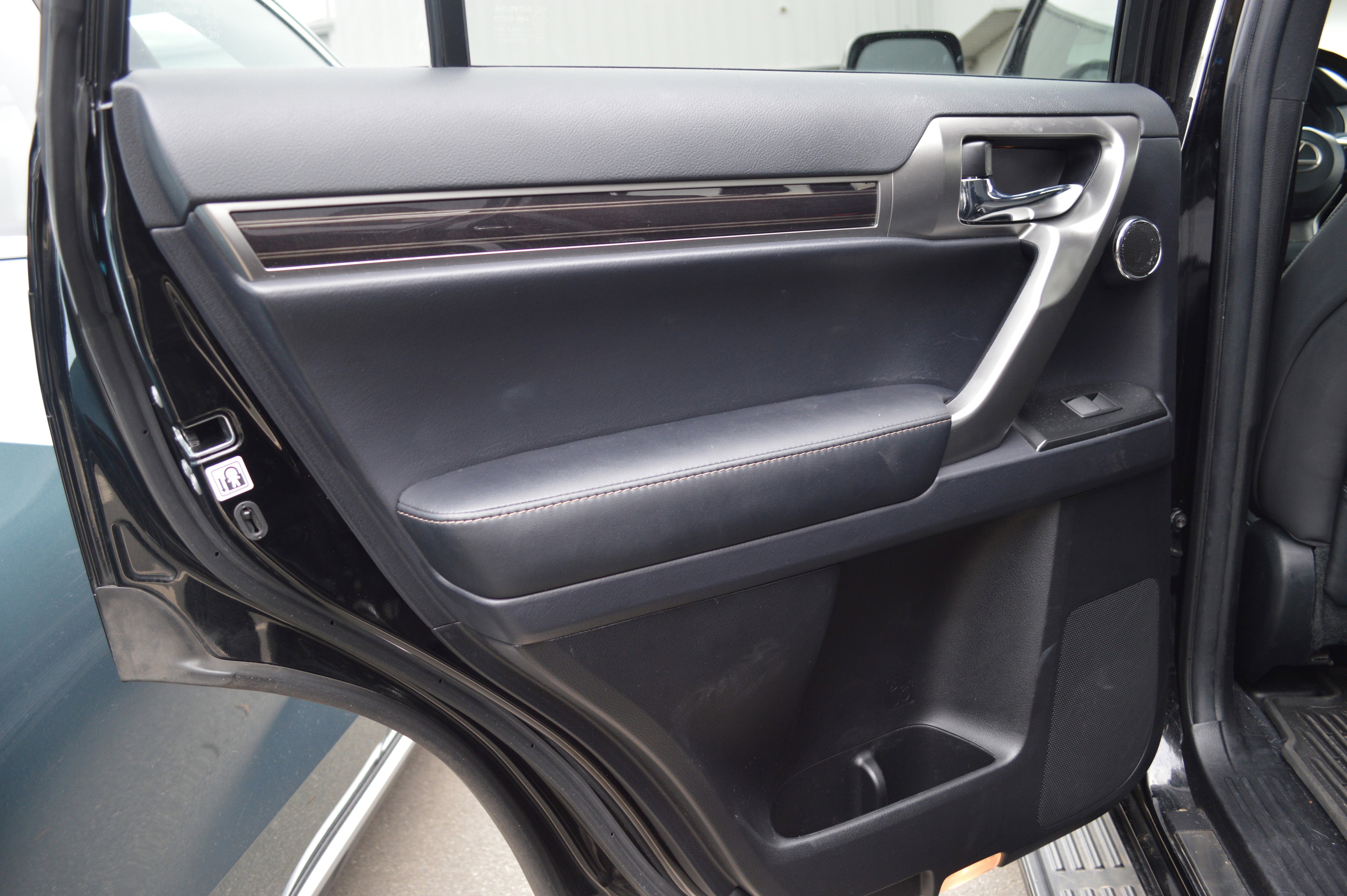 Used 2023 Lexus GX 460 Premium image 30