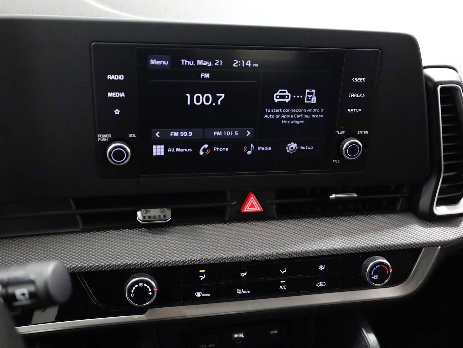 Used 2024 Kia Sportage LX AWD/4WD image 29