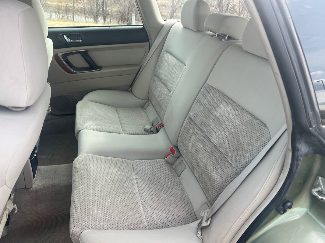 Used 2005 Subaru Outback 2.5i image 20