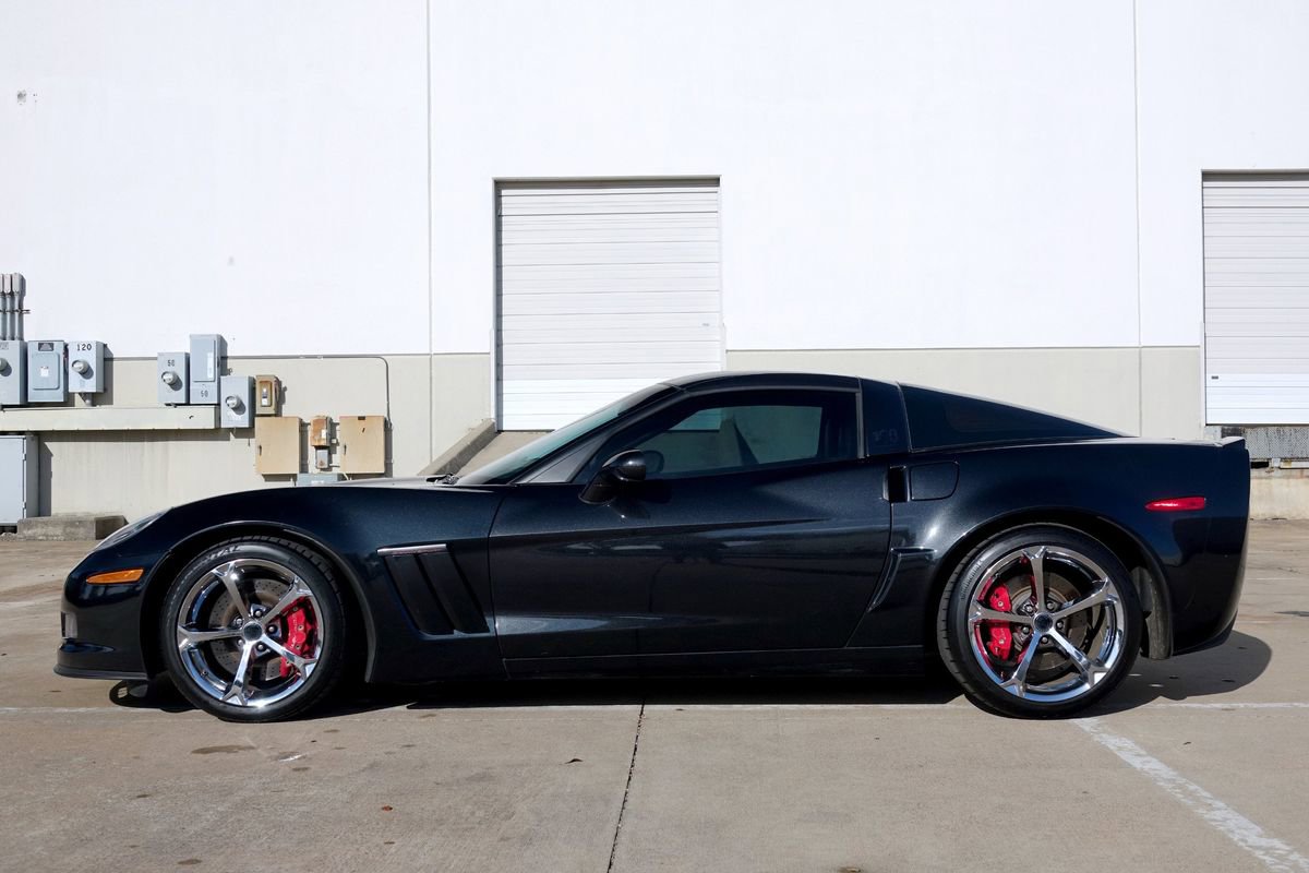 Used 2012 Chevrolet Corvette Grand Sport w/ 3LT Preferred Equipment Group image 13