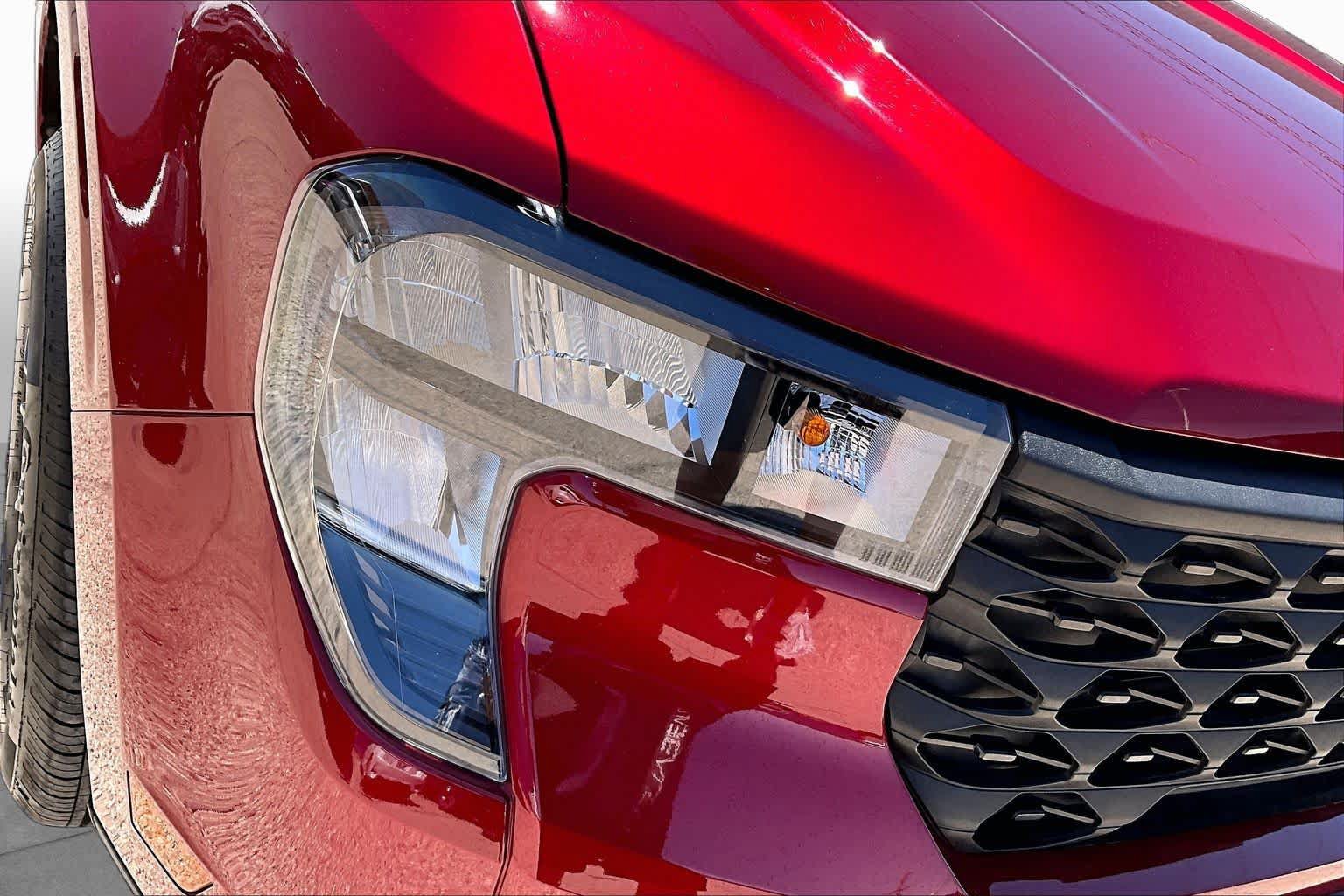 Used 2025 Ford Maverick XLT w/ XLT Luxury Package FWD image 25