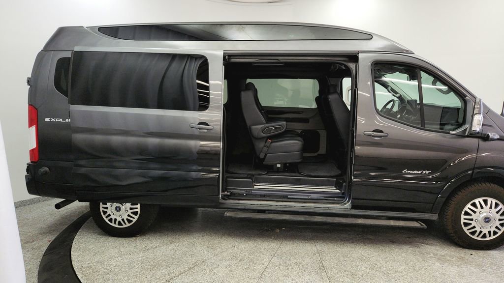 Used 2025 Ford Transit 150 Low Roof AWD image 6
