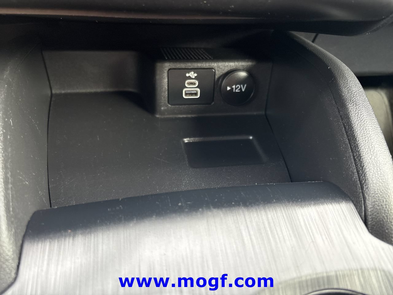 Used 2025 Ford Escape ST-Line FWD image 6
