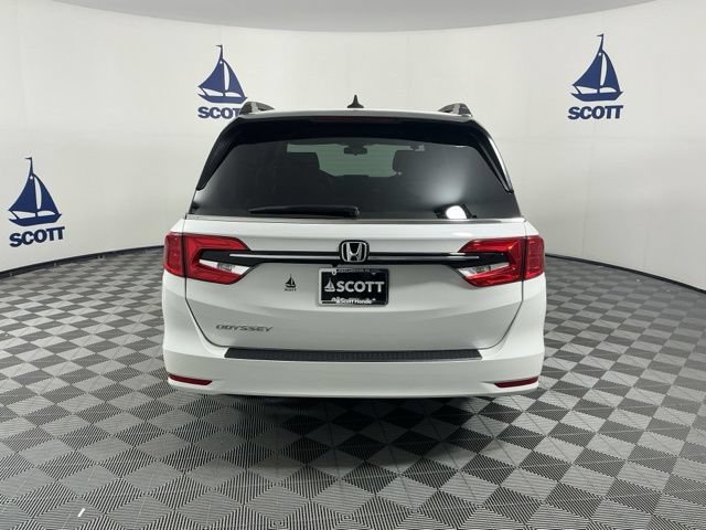 Certified 2024 Honda Odyssey EX image 5