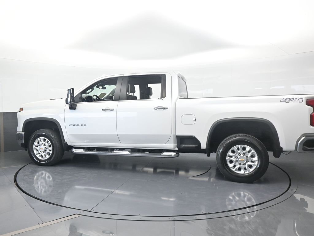 Used 2024 Chevrolet Silverado 2500 LTZ image 3
