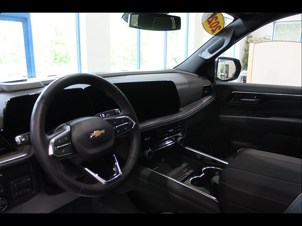 Used 2026 Chevrolet Tahoe Premier w/ Sun And Tow Package AWD/4WD image 13