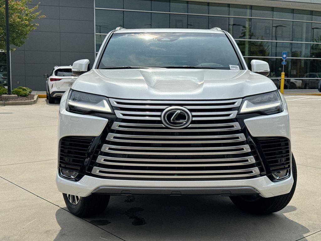 New 2026 Lexus LX 600 4WD w/ Interior Upgrade Package image 4