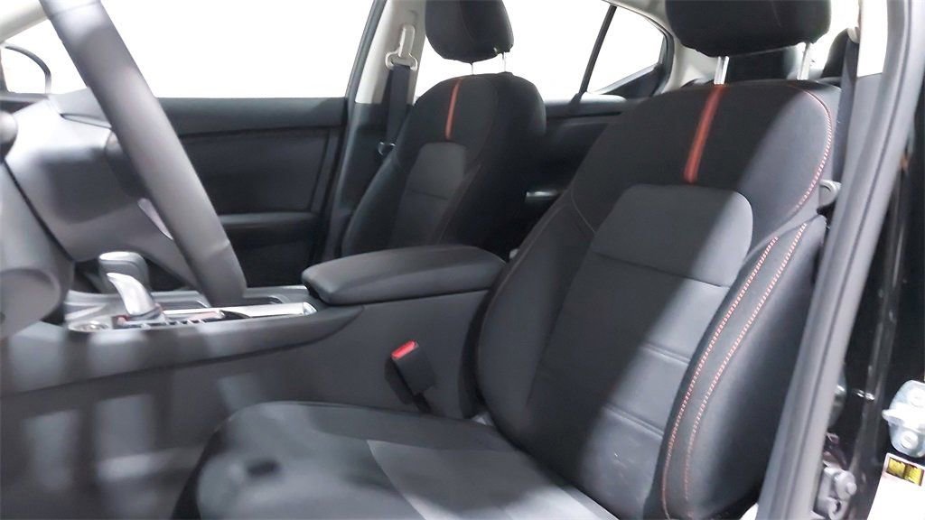 Used 2025 Nissan Sentra SR w/ Midnight Edition FWD image 20