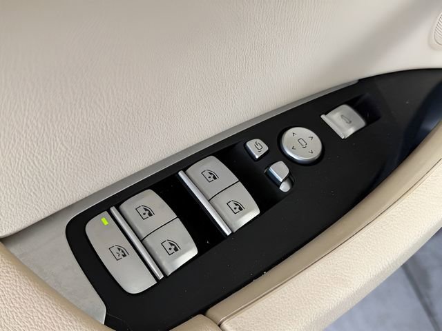 Used 2023 BMW X3 sDrive30i w/ Premium Package image 16
