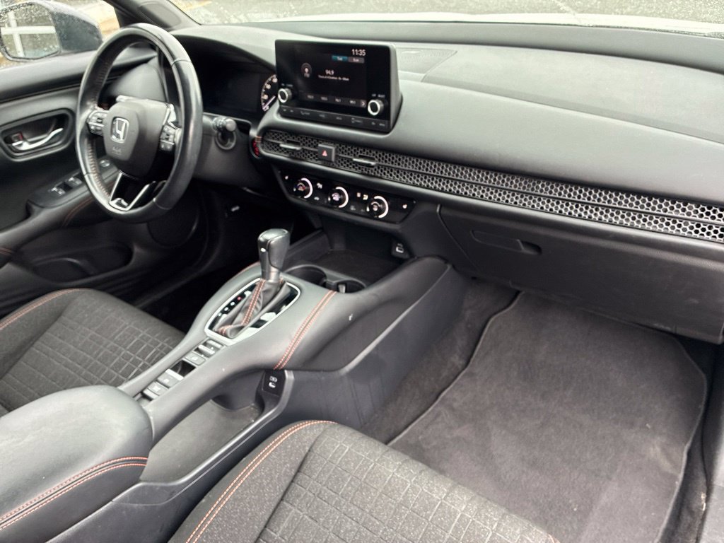 Used 2024 Honda HR-V Sport image 42