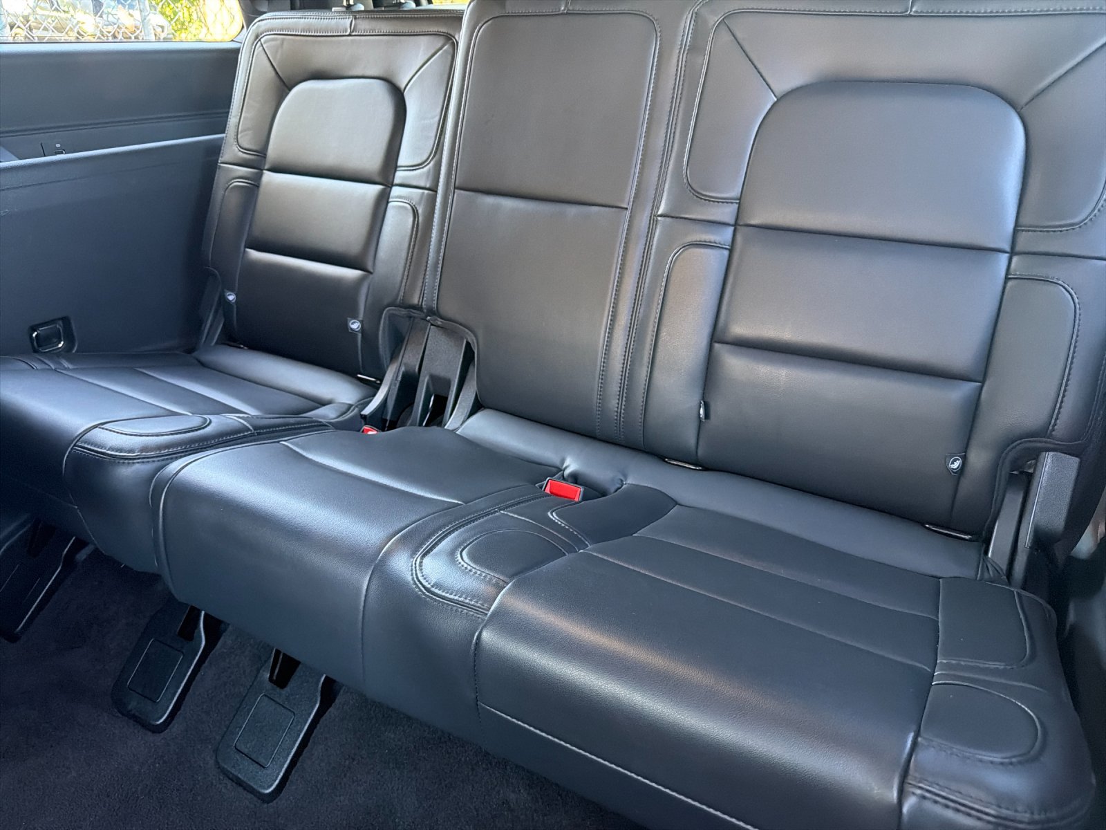 Used 2022 Lincoln Navigator 2WD image 14