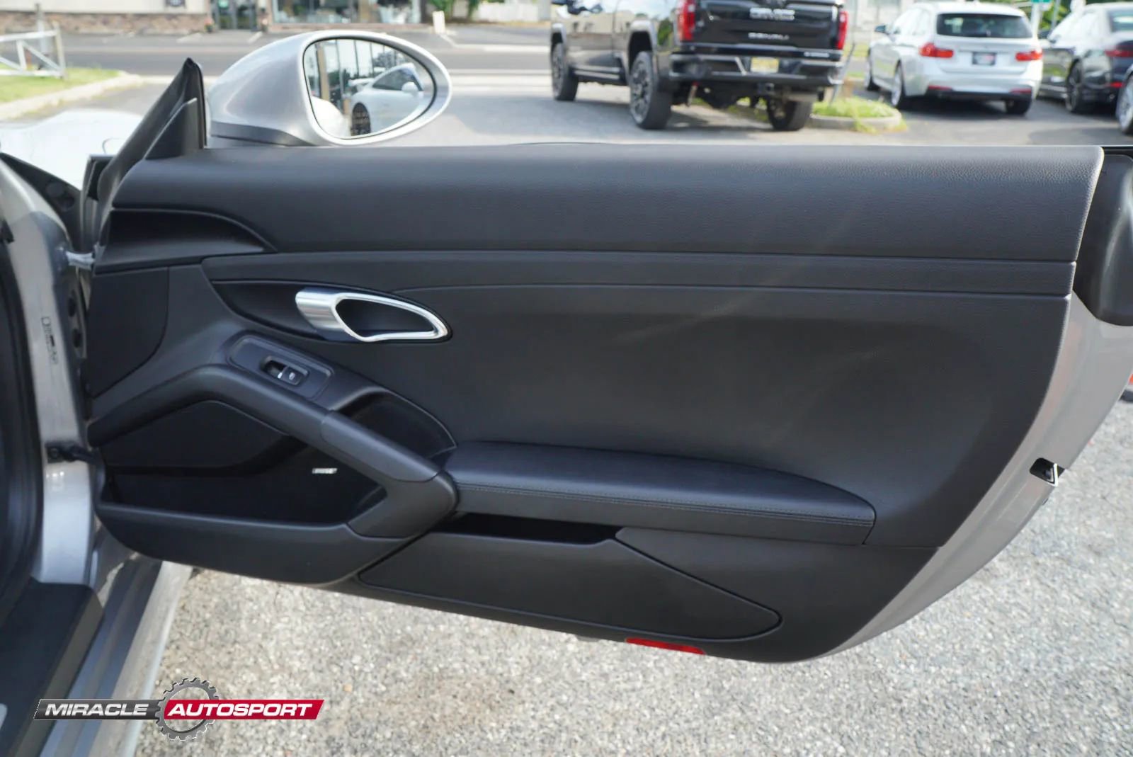 Used 2018 Porsche 718 Boxster S RWD image 24