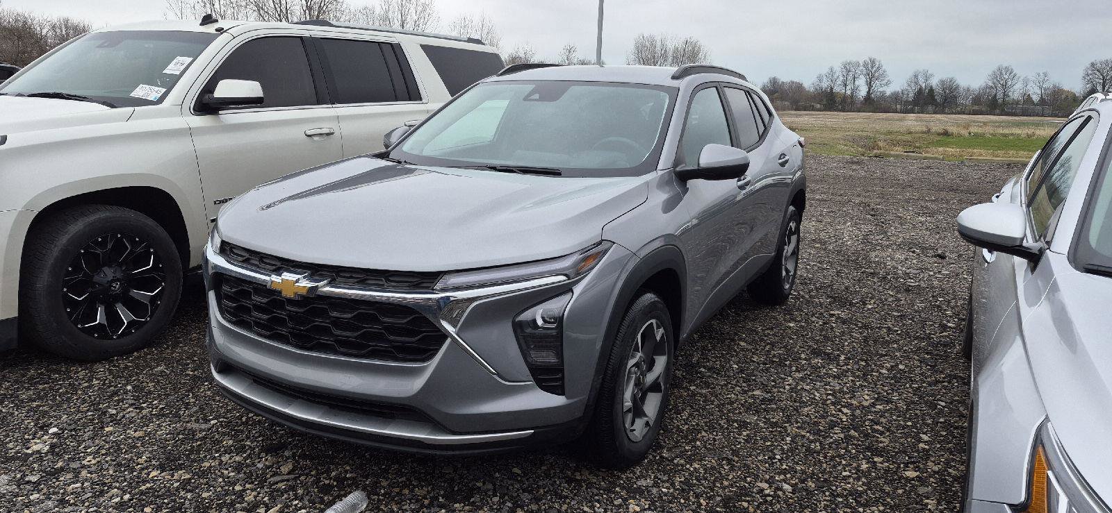 Used 2024 Chevrolet Trax LT w/ Driver Confidence Package