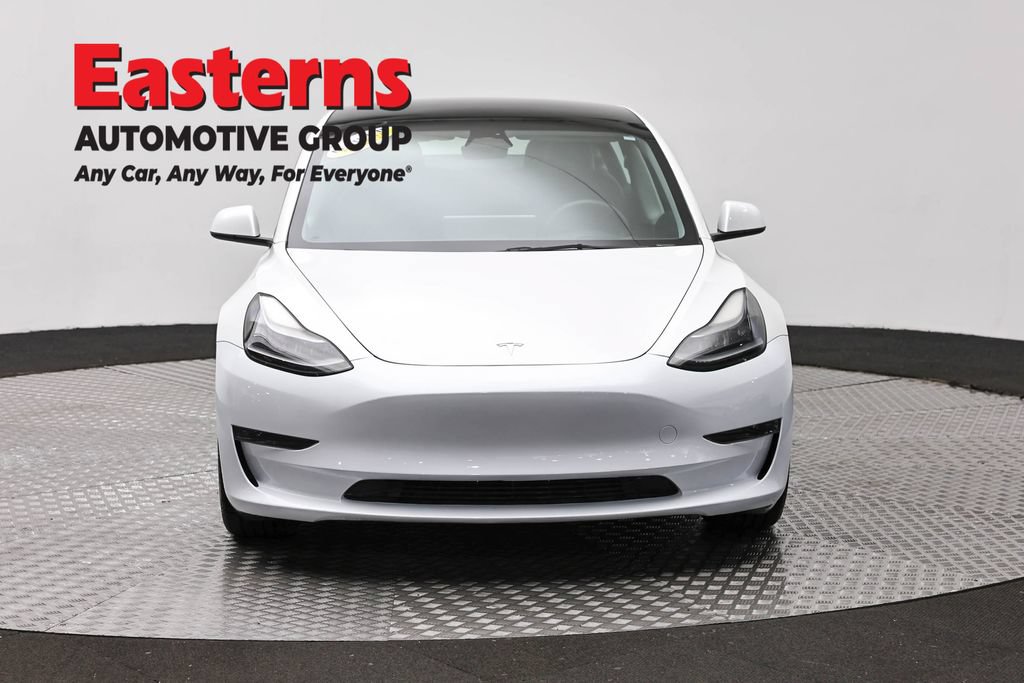 Used 2023 Tesla Model 3 Standard Range RWD image 2