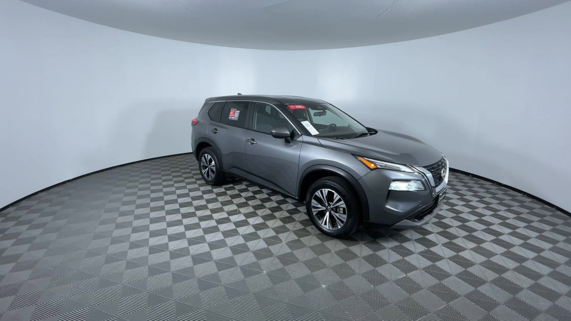 Certified 2023 Nissan Rogue SV image 2