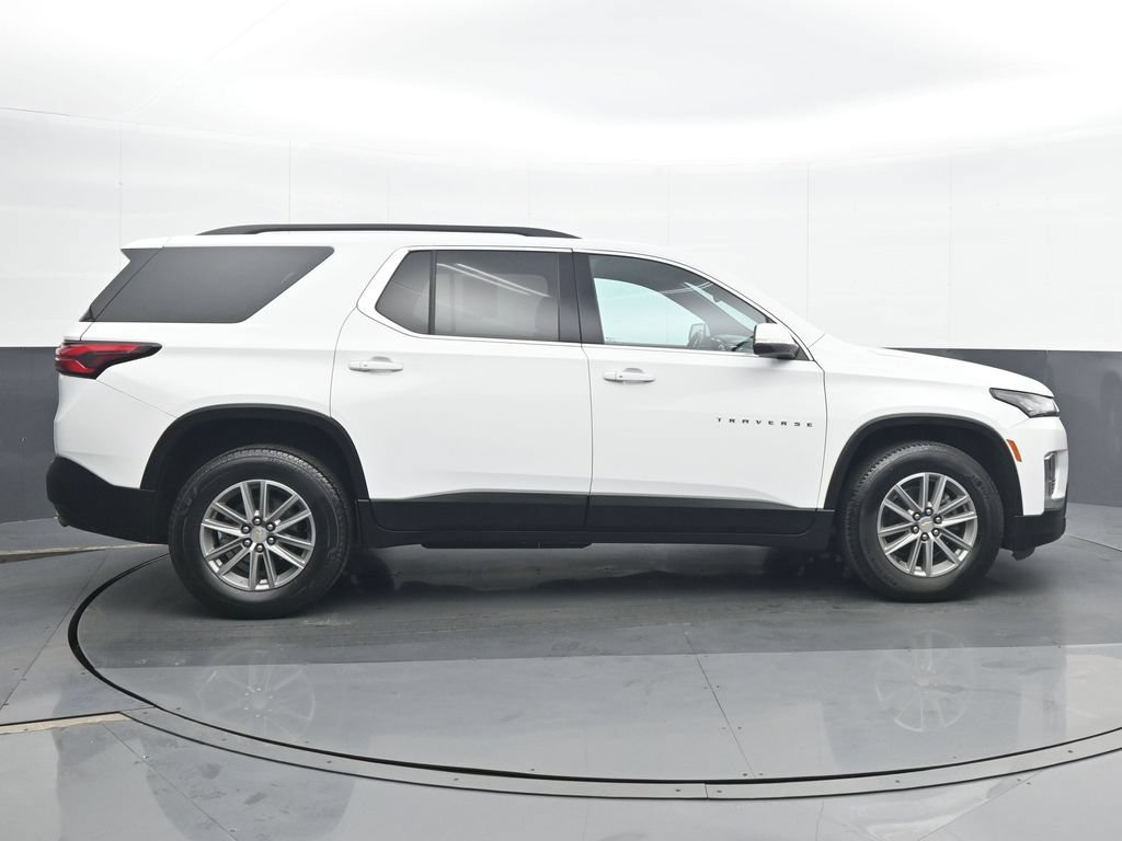 Used 2023 Chevrolet Traverse LT FWD image 7
