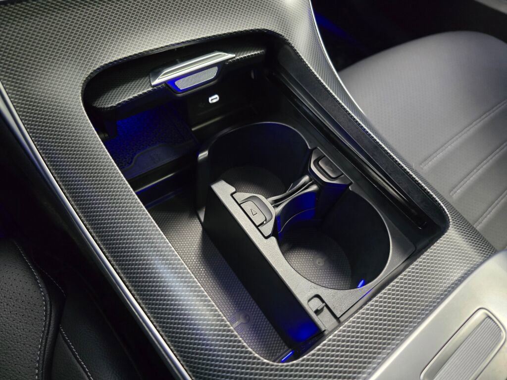 Used 2024 Mercedes-Benz C 300 4MATIC Sedan image 44