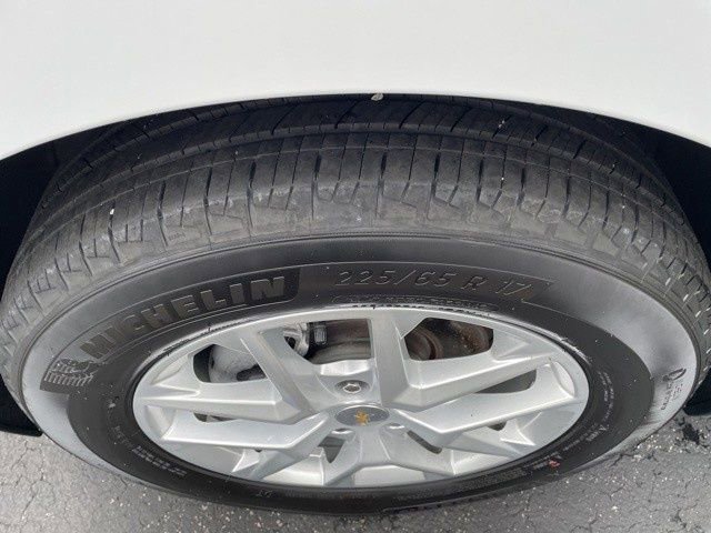 Used 2022 Chevrolet Equinox LT image 26