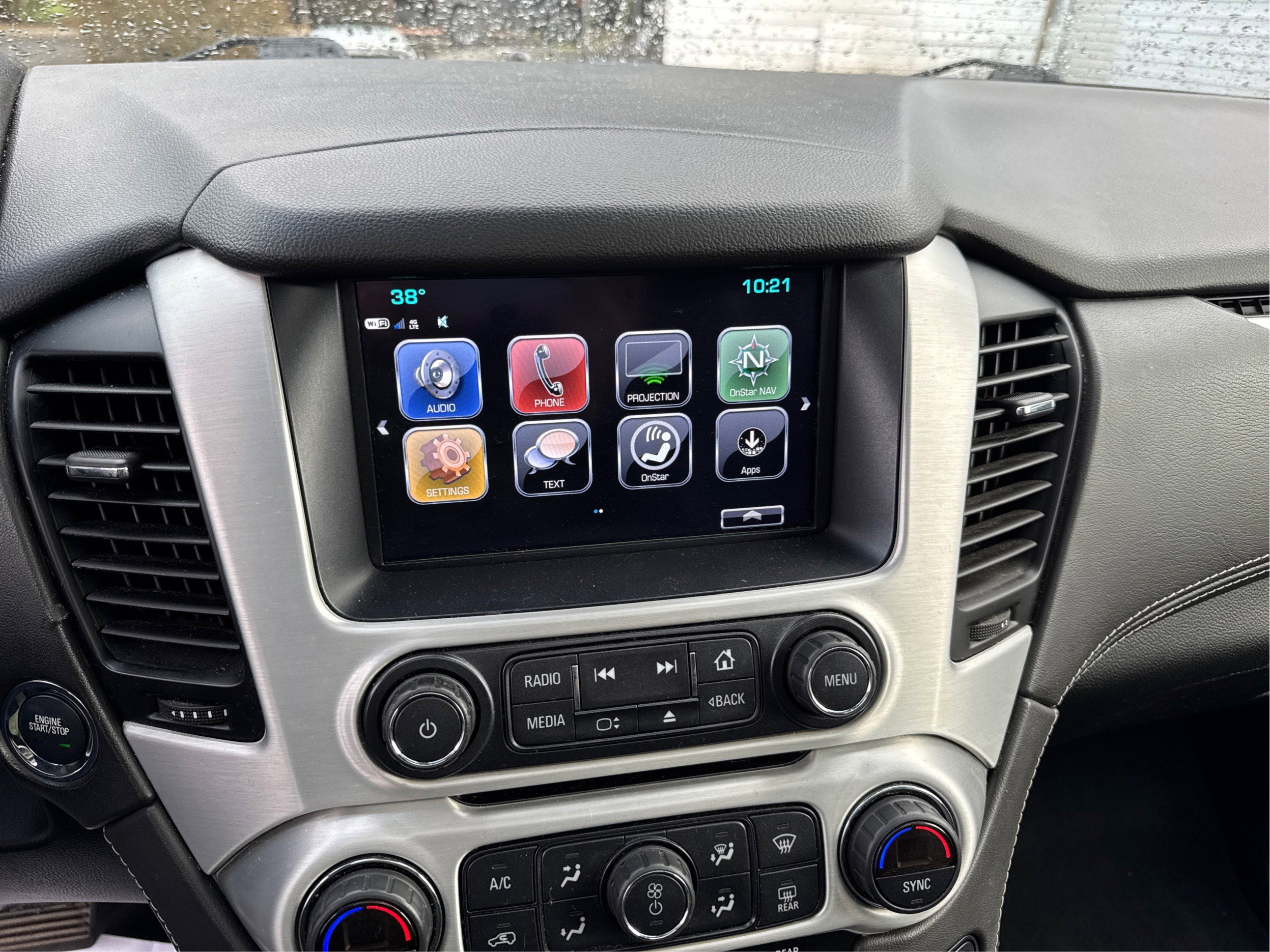 Used 2020 GMC Yukon XL SLT w/ HD Trailering Package image 32