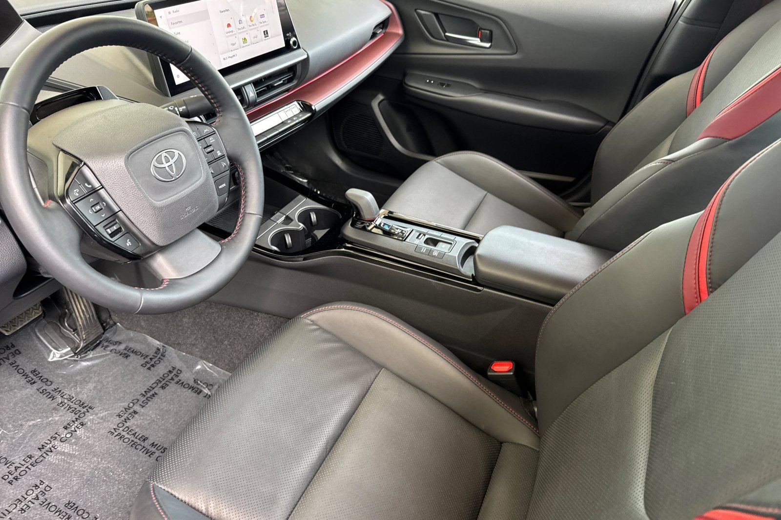 Used 2023 Toyota Prius Prime Premium FWD image 12