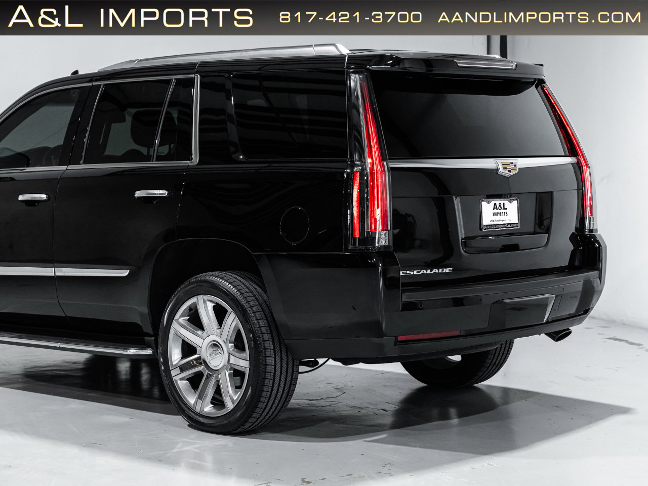 Used 2019 Cadillac Escalade Luxury AWD/4WD image 37