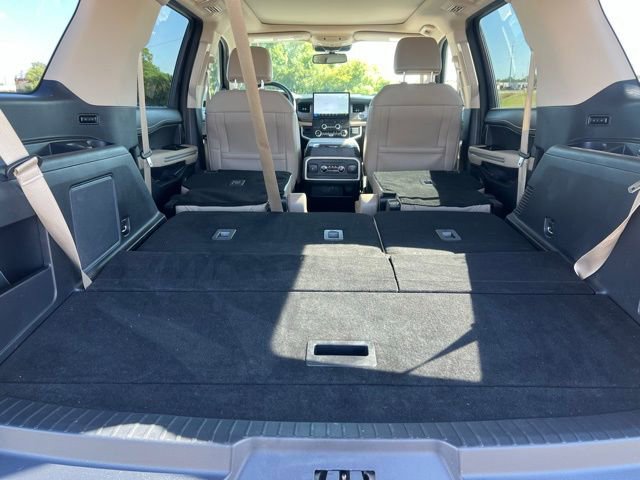 Used 2022 Ford Expedition Limited RWD image 18