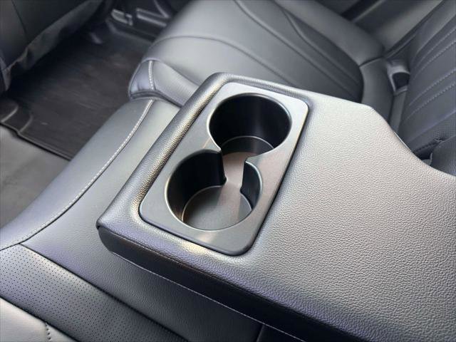 Used 2025 Ford Escape PHEV w/ PHEV Premium Package image 12