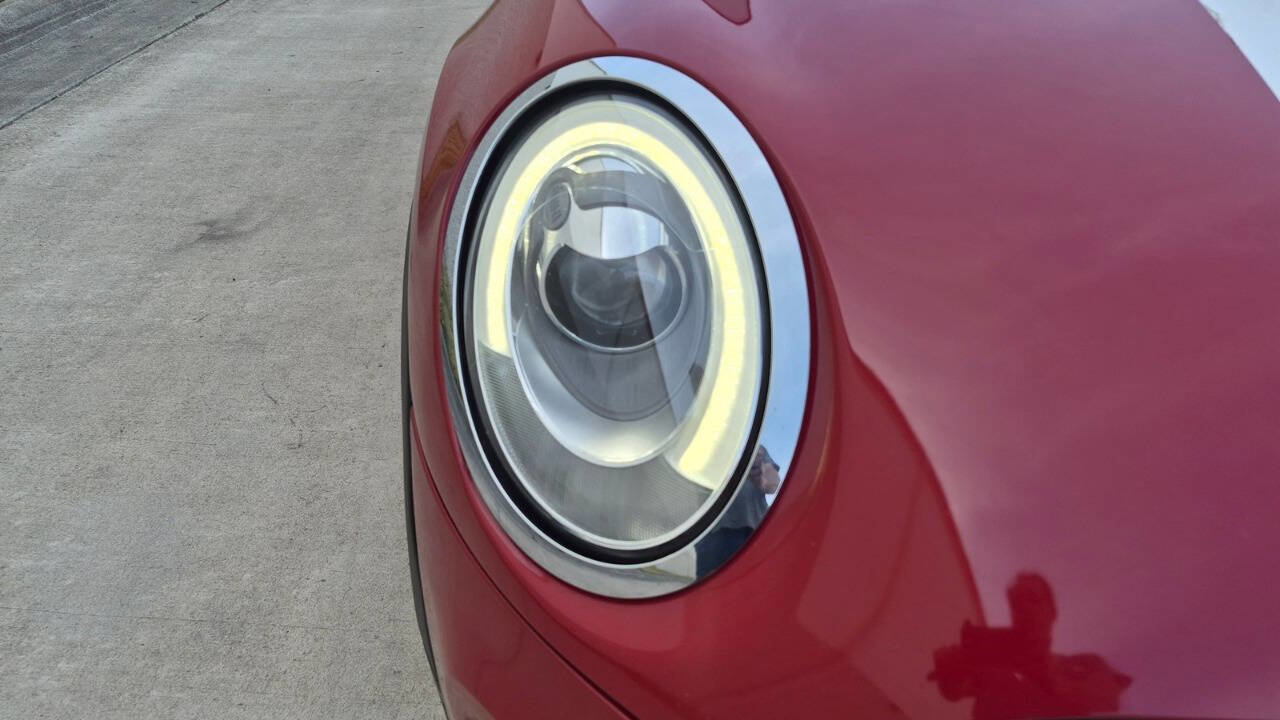 Used 2015 MINI Cooper 2-Door Hardtop image 11