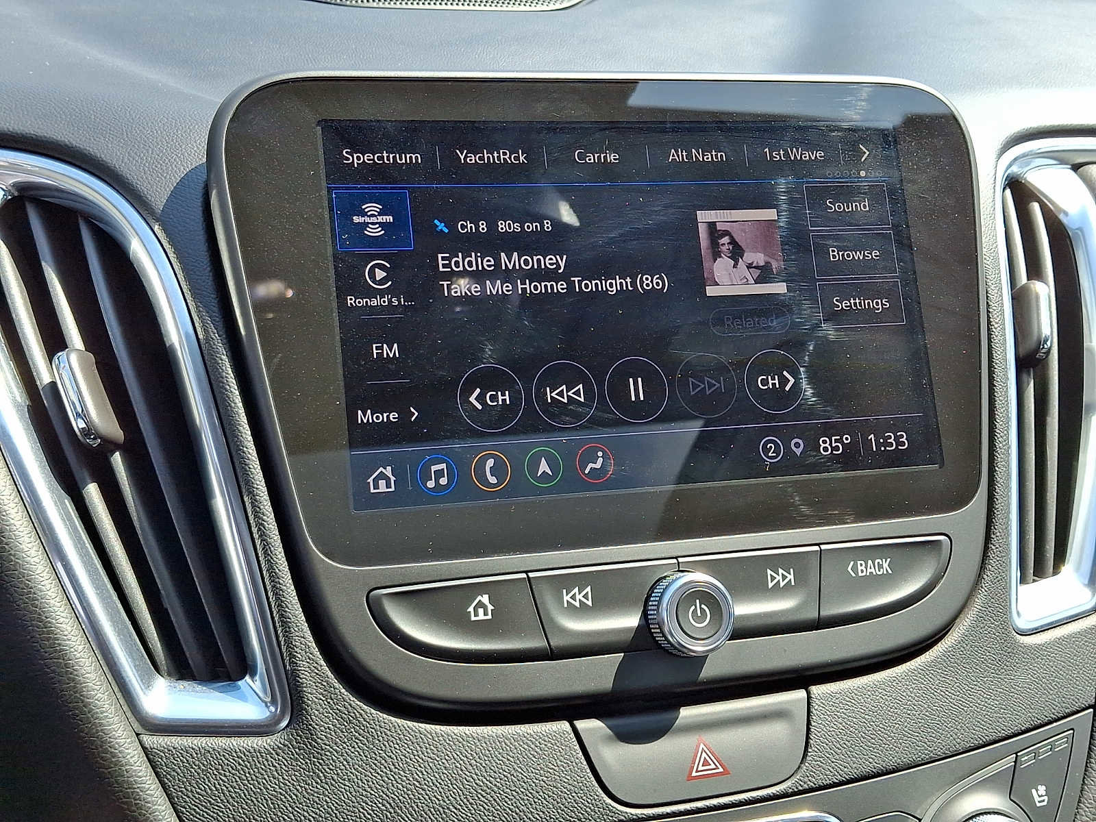 Used 2021 Chevrolet Malibu Premier image 18