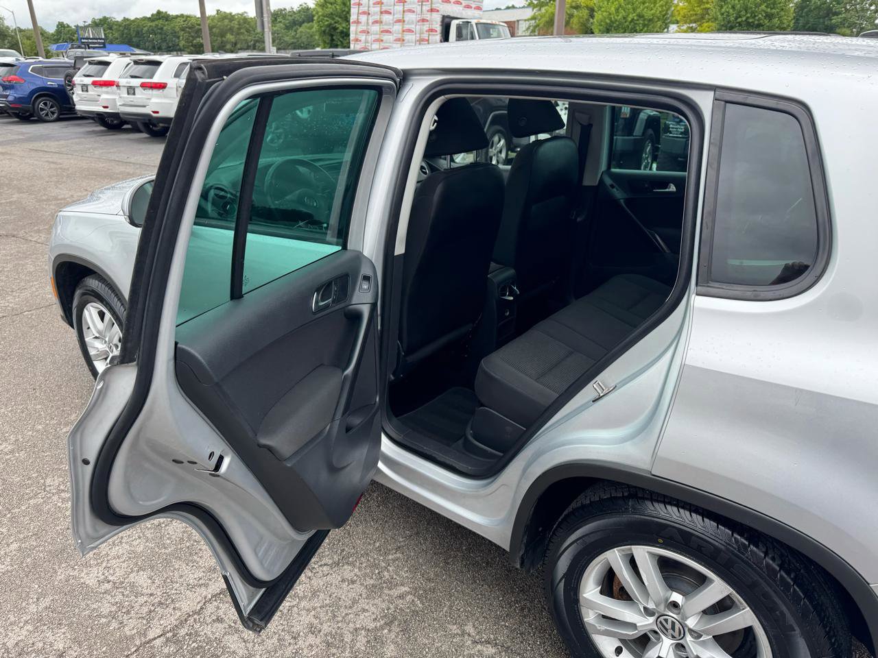 Used 2013 Volkswagen Tiguan S AWD/4WD image 13
