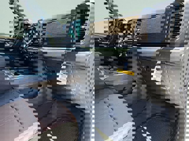 New 2025 Chevrolet Silverado 3500 High Country w/ High Country Premium Package image 21