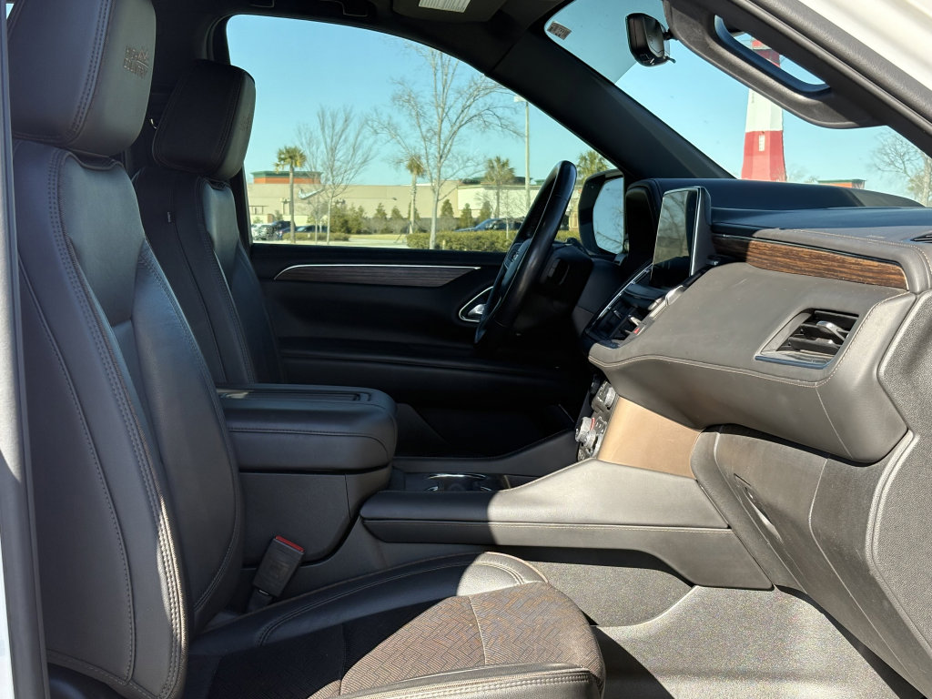 Used 2022 Chevrolet Tahoe High Country w/ Premium Package 2 image 9