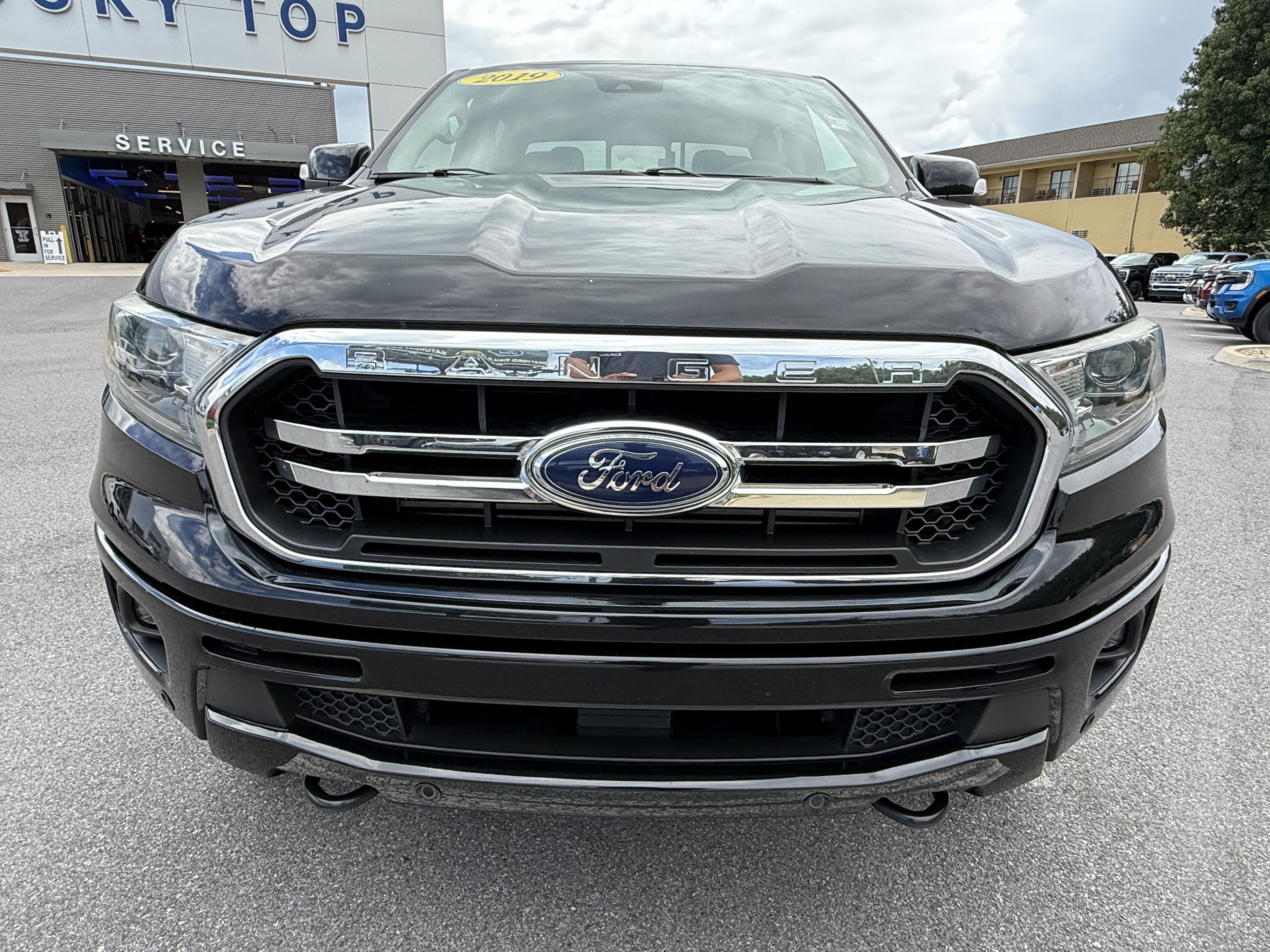 Used 2019 Ford Ranger Lariat w/ Equipment Group 501A Mid AWD/4WD image 2