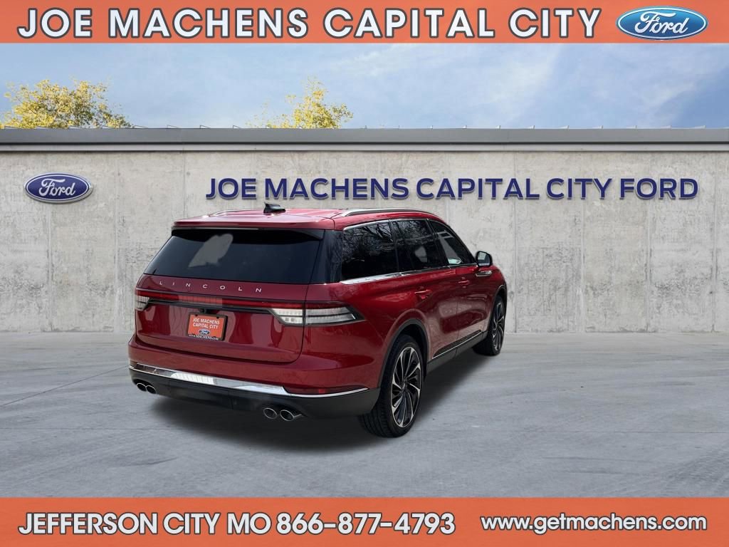 Used 2025 Lincoln Aviator Reserve w/ Illumination Package image 7