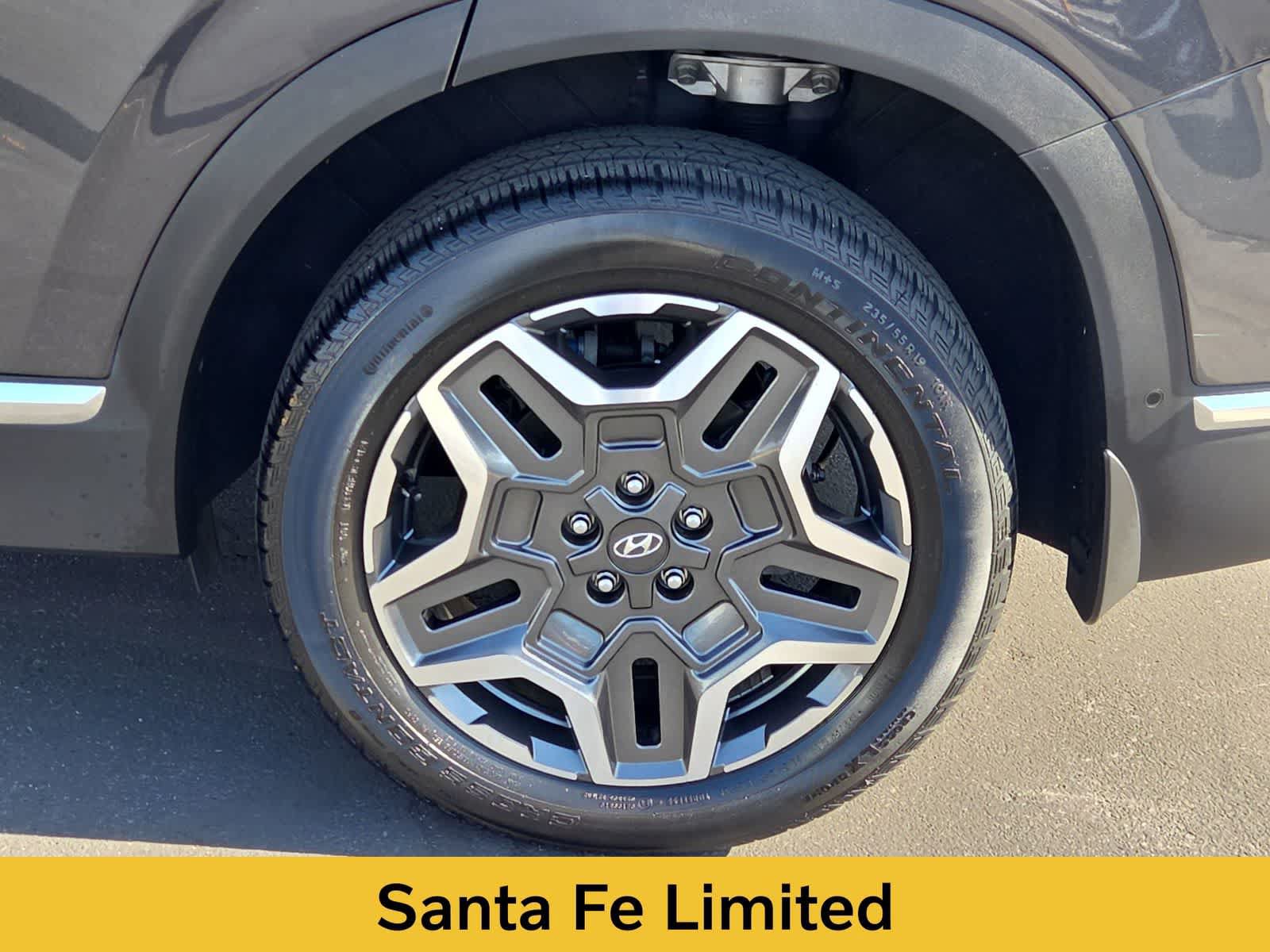 Used 2022 Hyundai Santa Fe Limited AWD/4WD image 12
