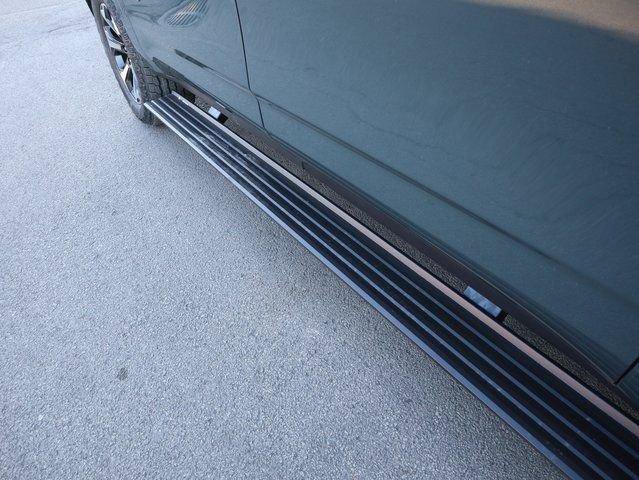 New 2026 GMC Yukon XL AT4 Ultimate w/ LPO, Floor Liner Package image 21