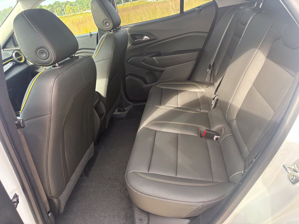 Used 2024 Chevrolet Trax ACTIV w/ Sunroof Package FWD image 42