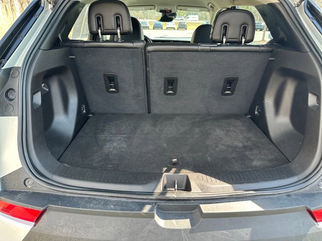 Used 2023 Chevrolet Bolt EUV Premier w/ Redline Edition image 21