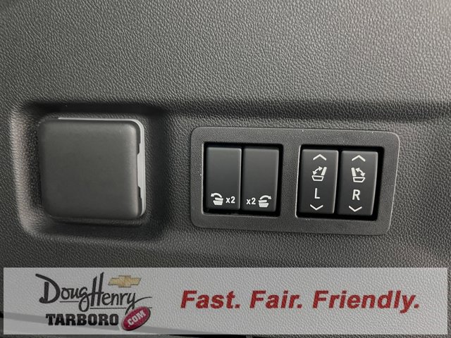 New 2026 Chevrolet Suburban LT w/ Comfort Package image 41