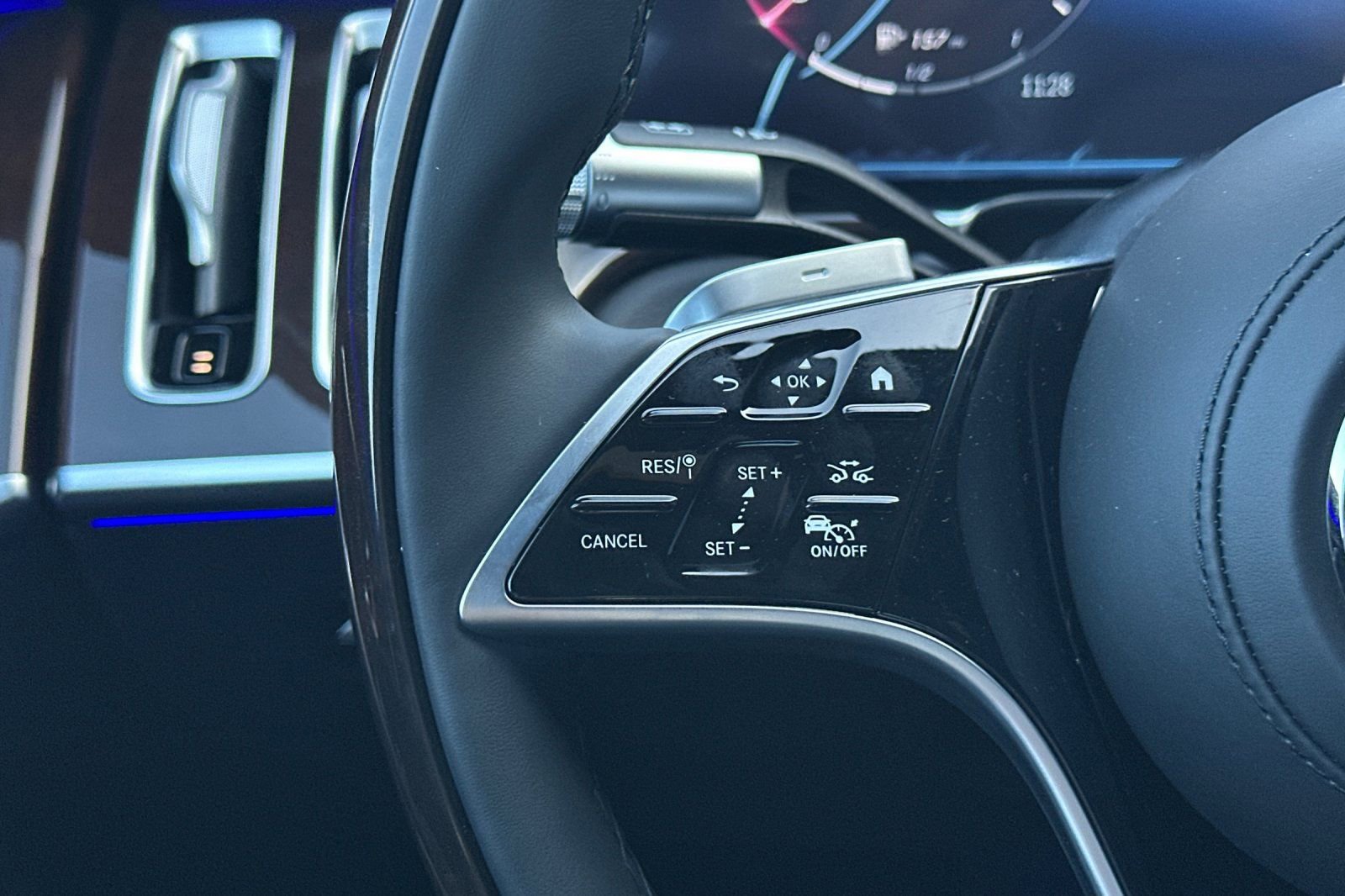 New 2026 Mercedes-Benz S 580 4MATIC Sedan image 25