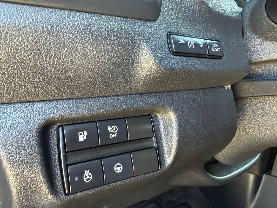 Used 2018 Nissan Leaf SL w/ SL Technology Package FWD image 21