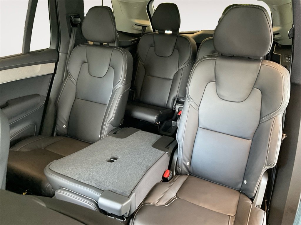 New 2026 Volvo XC90 B6 Ultra image 13