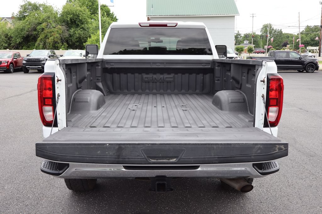 Used 2022 GMC Sierra 3500 Pro w/ Gooseneck/5TH Wheel Package AWD/4WD image 17