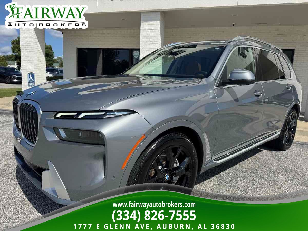 Used 2026 BMW X7 xDrive40i AWD/4WD image 2