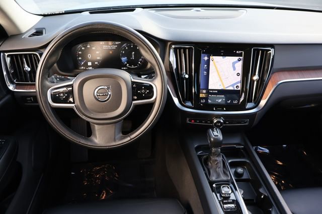 Used 2019 Volvo S60 T5 Momentum w/ Multimedia Package image 18