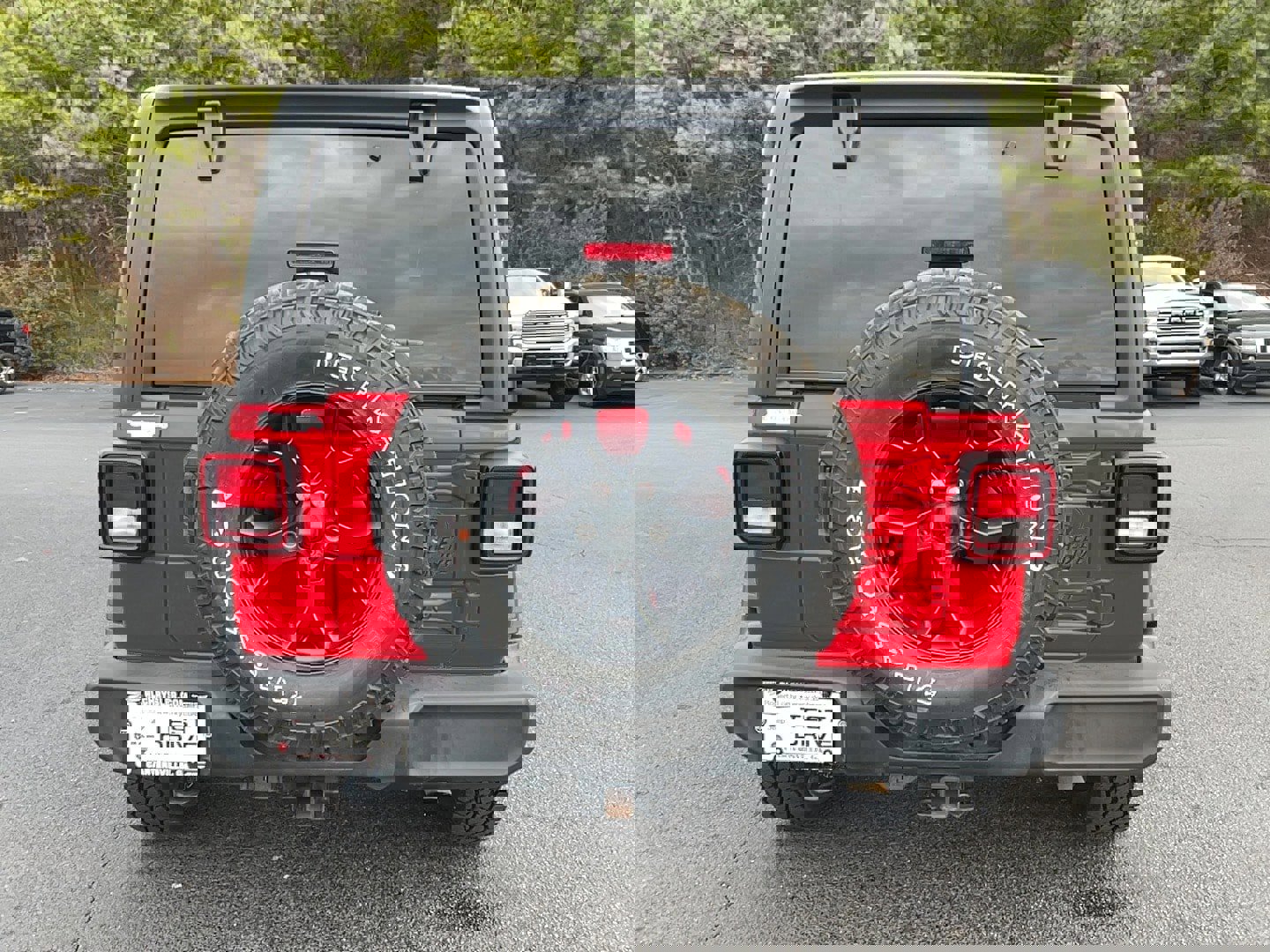 Used 2022 Jeep Wrangler Willys image 6