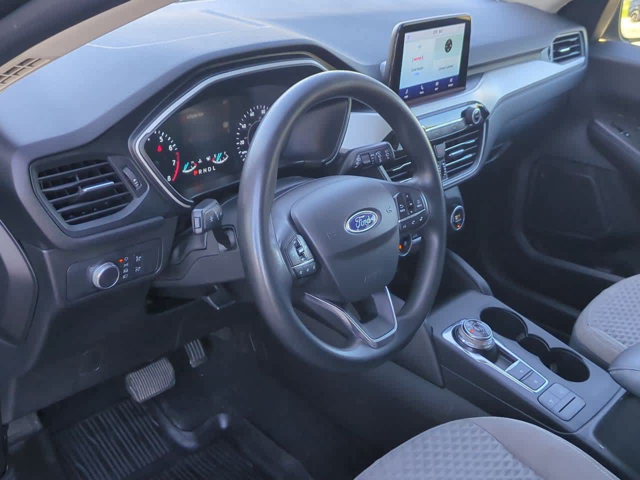 Used 2020 Ford Escape SE AWD/4WD image 2